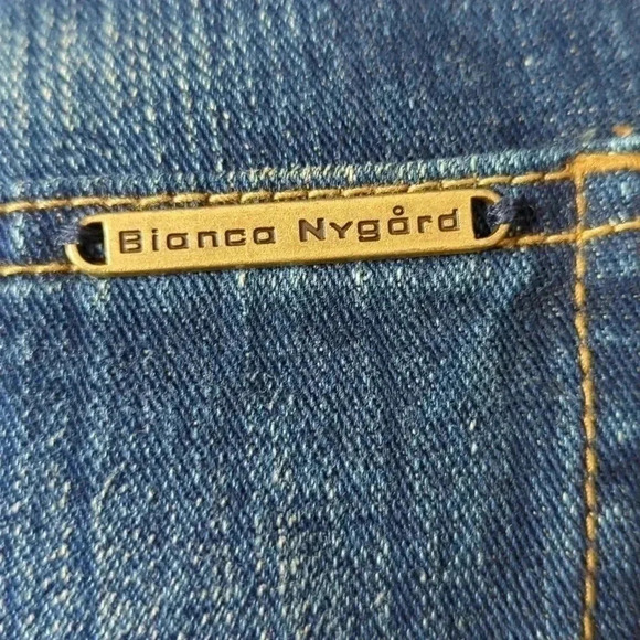 🔥Host Pick🎉Bedazzled  Jeans - Picture 10 of 12